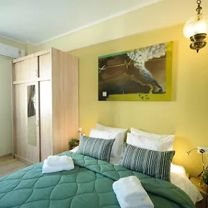 Apartment F & B Collection - Seaview Mini Penthouse, Thessaloniki